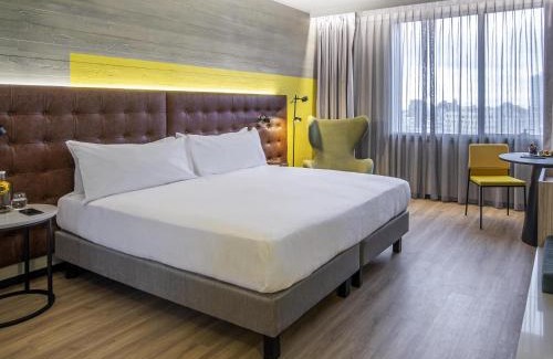 Santiago Hotel | Pullman Santiago El Bosque