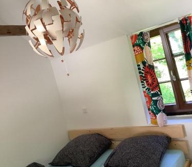 Seeheim-Jugenheim Apartment | Pulvermühle - 3 Zimmer Maisonette inkl Bad am Stettbach im NATURA 2000 Gebiet mit 12500 qm Garten