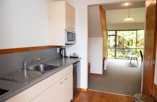 Franz Josef Glacier Apartment | Punga Grove