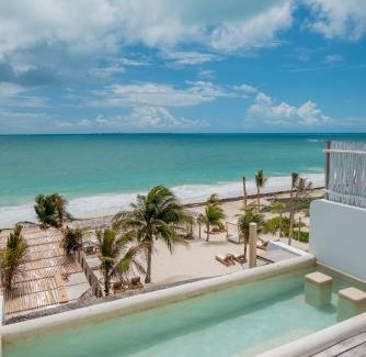 Costa Mujeres Hotel | Punta Blanca Beach House