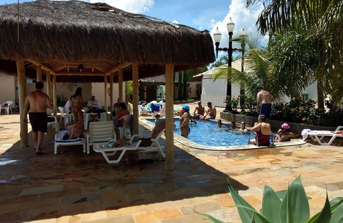Setor Lagoa Quente House | PUNTA CALDAS > CASA 6 > R$686/CASA/NOITE > ACOMODA 10