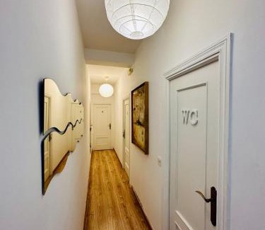 Centro Apartment | Punta me Rooms in Madrid Downtown