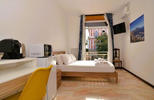 Chiaia House | Punto Felice Riviera - Centro Città Lungomare Caracciolo