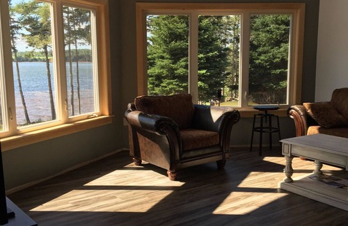 Poplar Point Cottage | Pura Vida Cottage on Boughton River
