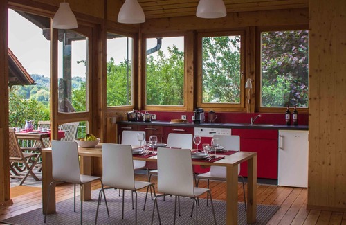 Frickingen House | Pure relaxation! Holiday home: integrated into the nature with modern interior!