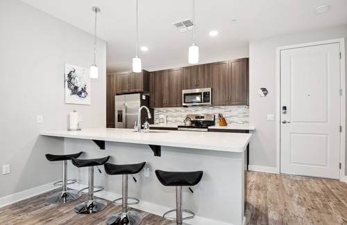 Desert Ridge Apartment | Pure Suites Lux 2 Bed Desert Ridge 2 Pools Gym 2
