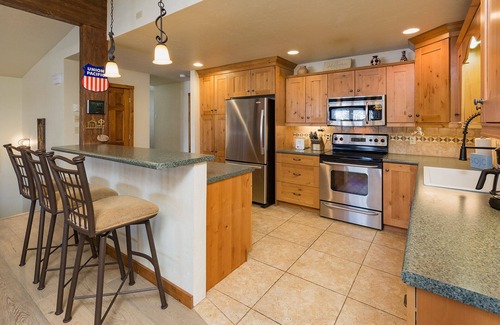 Purgatory Condo | Purgatory townhome with Easy Access to Slopes - Views - EV Charger