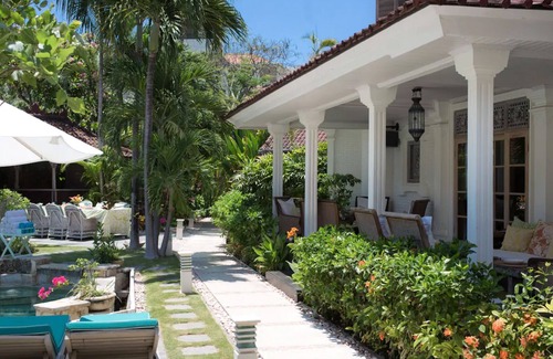 Seminyak Villa | Puri Dana - 5BR Colonial Villa (Ku De Ta Beach)