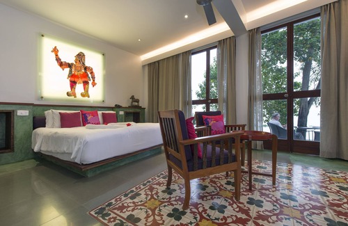 Muhamma Hotel | Purity at Lake Vembanad