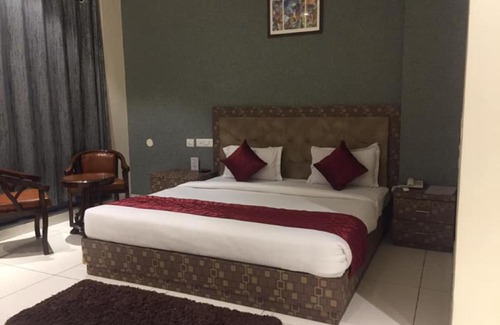 Bilaspur Hotel | Purnam Residency