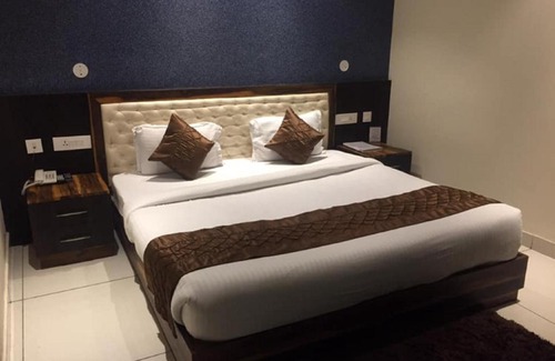 Bilaspur Hotel | Purnam Residency