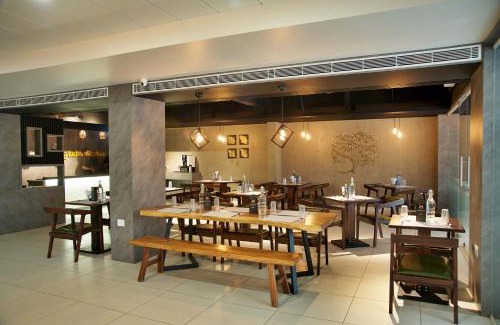 Narasapura Hotel | Purple Cloud Hotel