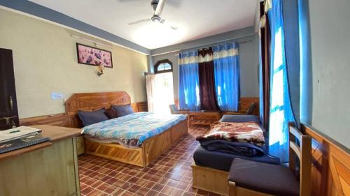 Kasol House | Purple House