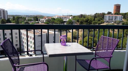 Moulin a Vent Apartment | Purple Lovt
