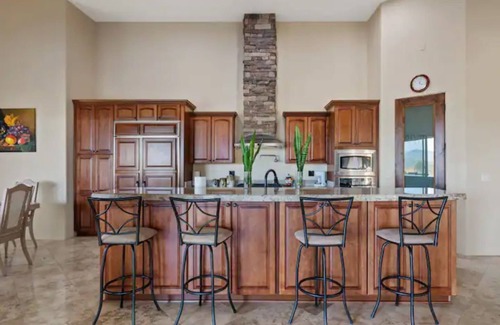 Rio Verde Foothills House | Purple Mountains Majesty w/2 Jacuzzis + Pool Table
