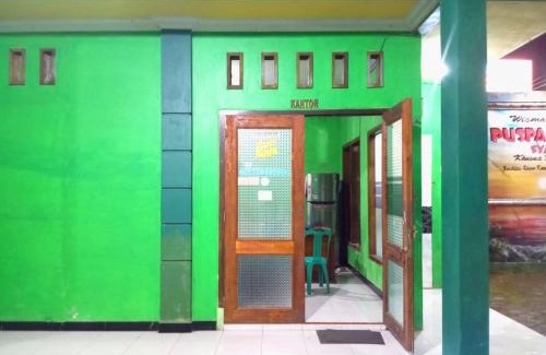 Guci Hotel | Puspa Tiara Syar'i Guci Mitra RedDoorz