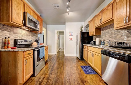 Central Oklahoma City Apartment | Putnam Pad II Summary