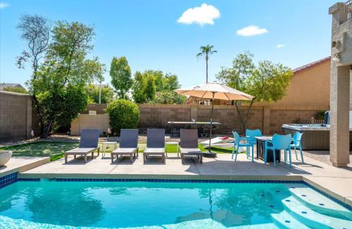 Chandler House | Putt Putt Hot Tub Game Room Pool Cornhole