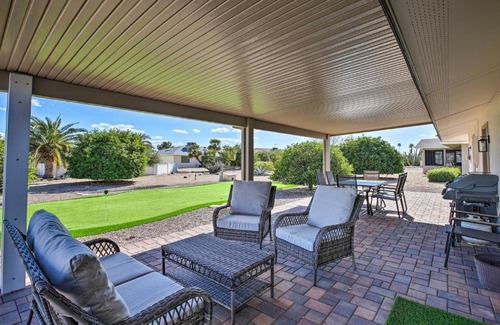 Sun City West House | Putting Green, Community Perks Sun City West Home