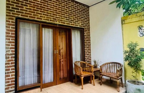 Batu Bolong House | Putu Homestay