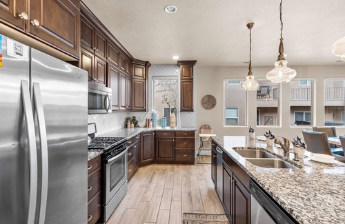 Santa Clara House | PV 25 l Private Hot Tub, Firepit, Xbox, Game Room, and Community Pool