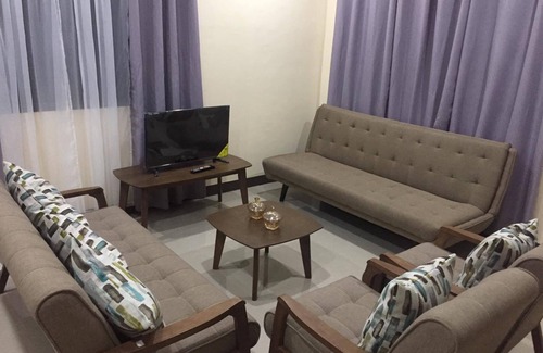 Danao House | PVC Townhouse 1 - 3 bedrooms, 2 bathrooms, 10 max
