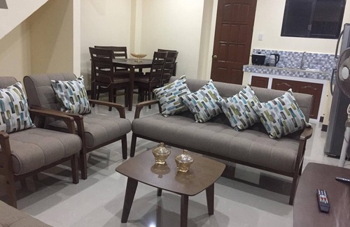 Danao House | PVC Townhouse 1 - 3 bedrooms, 2 bathrooms, 10 max