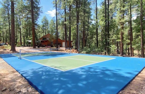 Show Low Cabin | Pvt Pickleball- Hot Tub-Game Rm-Playground