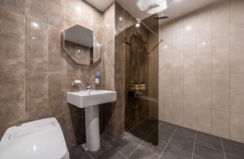 Pyeongtaek Hotel | Pyeongtaek Mong 2