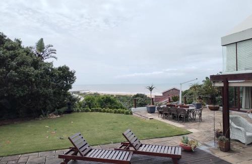 West Bank Apartment | PYRAMID HOUSE BY THE SEA