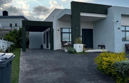 Ocho Rios Villa | Pyramid Villa 5