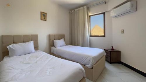 Al Haram Apartment | Pyramids & Sphinx View Apartment