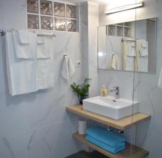 Mochlos Apartment | Pyxida