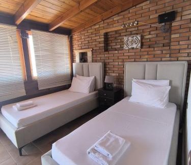 Qeparo House | Q Bay Apartments