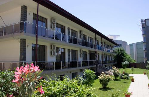 Neptun Hotel | Q Hotel