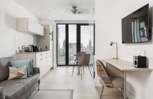 Brighton City Centre Apartment | Q Square by Supercity Aparthotels