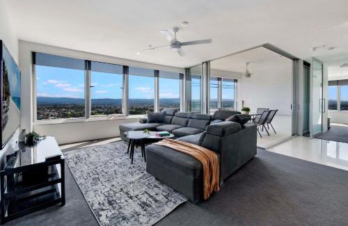 Surfers Paradise Apartment | Q Tower at Surfers Paradise - Self Contained & Privately Managed - Wow Stay