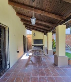Vaqueros House | QAMAWI LUX