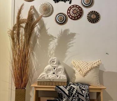 Kota Warisan Apartment | Qaseh Ain Homestay KLIA Transit & Staycation