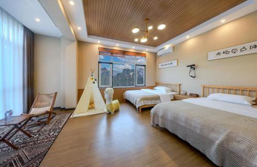 Lintong District Cabin | Qingqian Guanshan Swimming Pool Private Hot Spring B&B