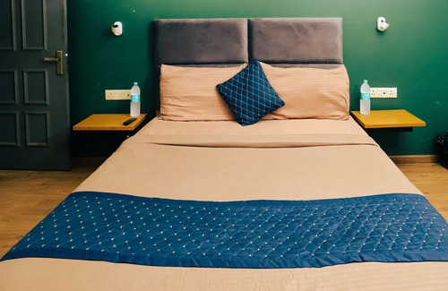 Anand Vihar Hotel | Qotel Hotel La Serene Gagan Vihar