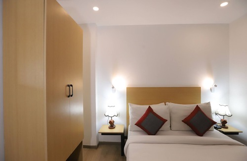 Anand Vihar Hotel | Qotel Hotel La Serene Gagan Vihar
