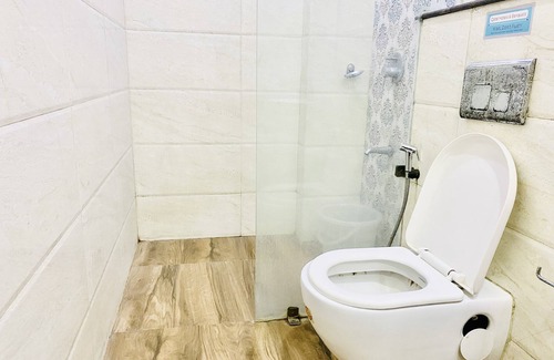 Jasola Hotel | Qotel Jasola Vihar