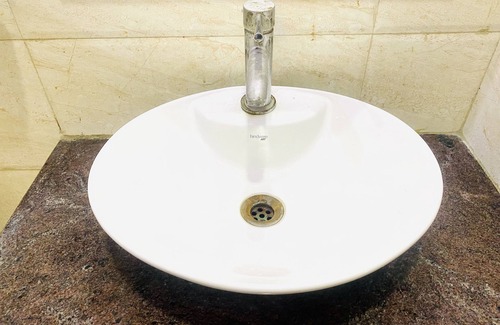 Jasola Hotel | Qotel Jasola Vihar