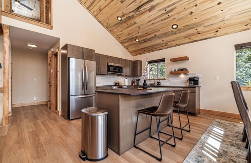 Valley of the Sun House | Qpine Ranch - Brand New Luxury Home in Fairplay - New Hot Tub!