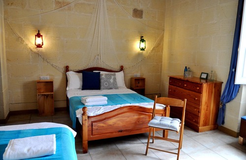 Santu Pietru Bed & Breakfast | Quadruple Room in a B&B in the heart of Gharb
