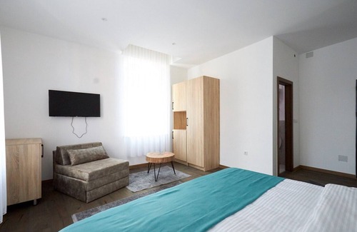 Old Town Apartment | Quadruple Room with Private Bathroom