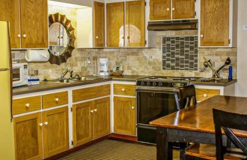Joseph House | Quail Brush