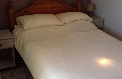 Saint-Romain House | Quaint 2-bed cottage with brand new pool.