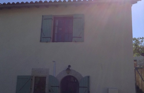 Saint-Romain House | Quaint 2-bed cottage with brand new pool.